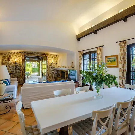 Provenzale Clos De Minerve * Juan-les-Pins